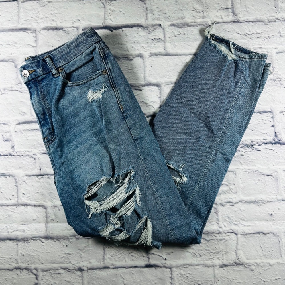 American Eagle Curvy Mom Jeans Womens 8 Regular Blue Distressed Ripped High Rise